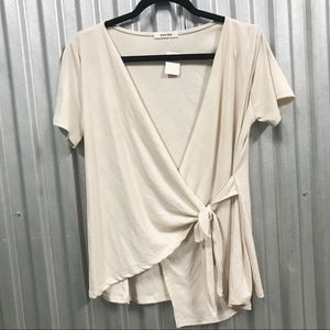 Mod ref worn once shirt, small.